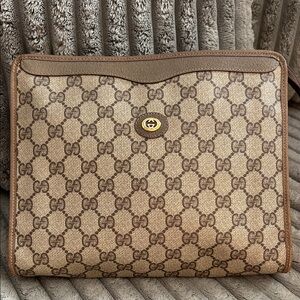 Gucci Leather Clutch Purse GG Supreme Bag Brown Authentic Vintage Coated Canvas
